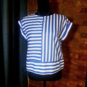 Banana Republic Women's Multi-Directional Blue/White Striped Cropped - Size XS